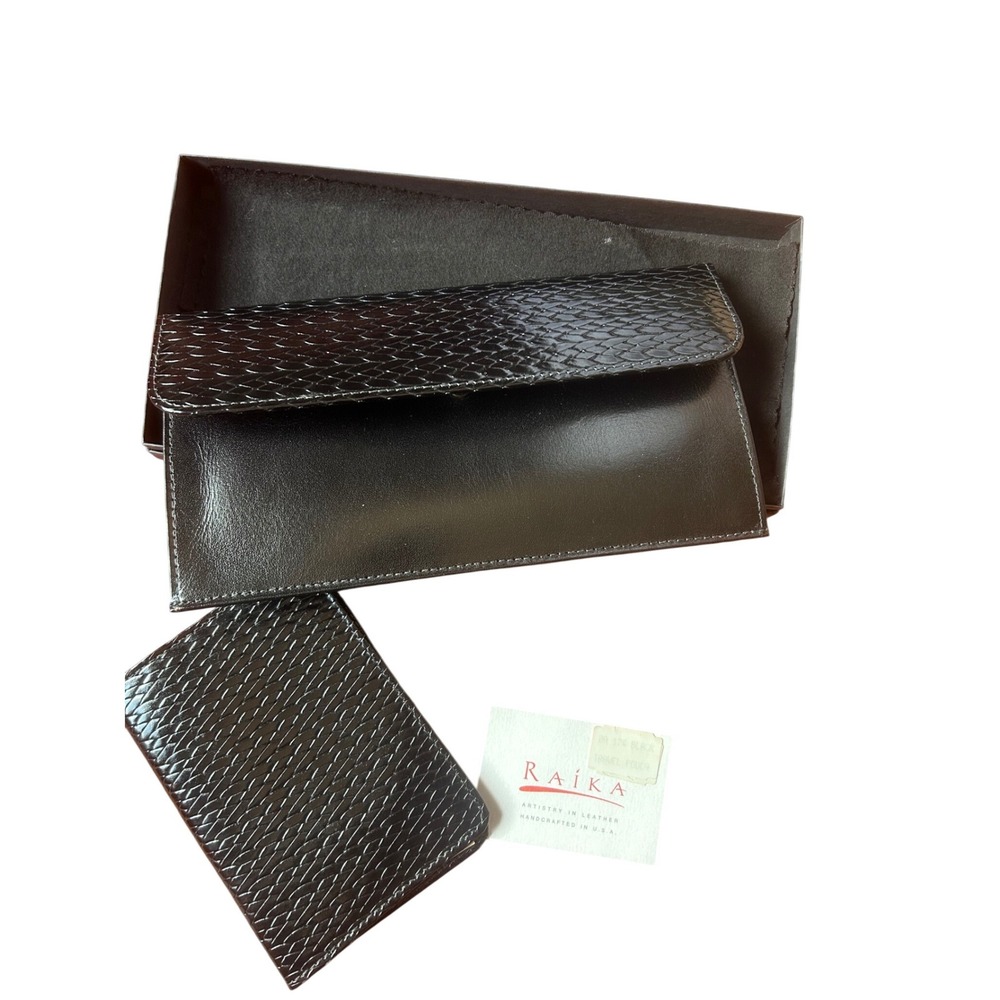 Raika‎ Travel Pouch Women's OS Black Excellent Embossed Leather Set